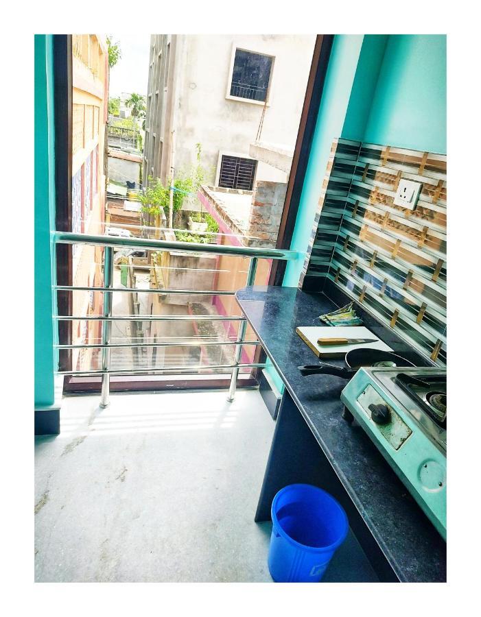 Ujjayanta Homestay Агартала Екстериор снимка