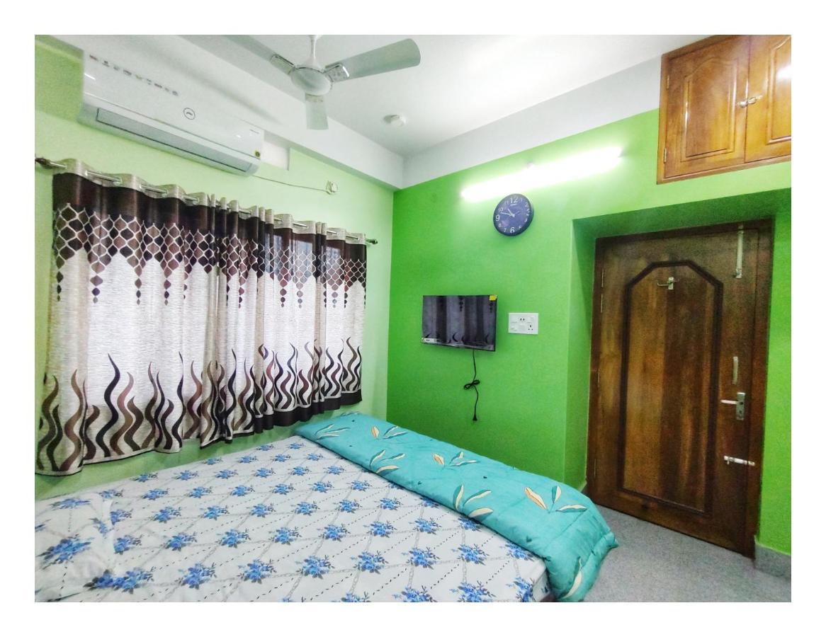 Ujjayanta Homestay Агартала Екстериор снимка